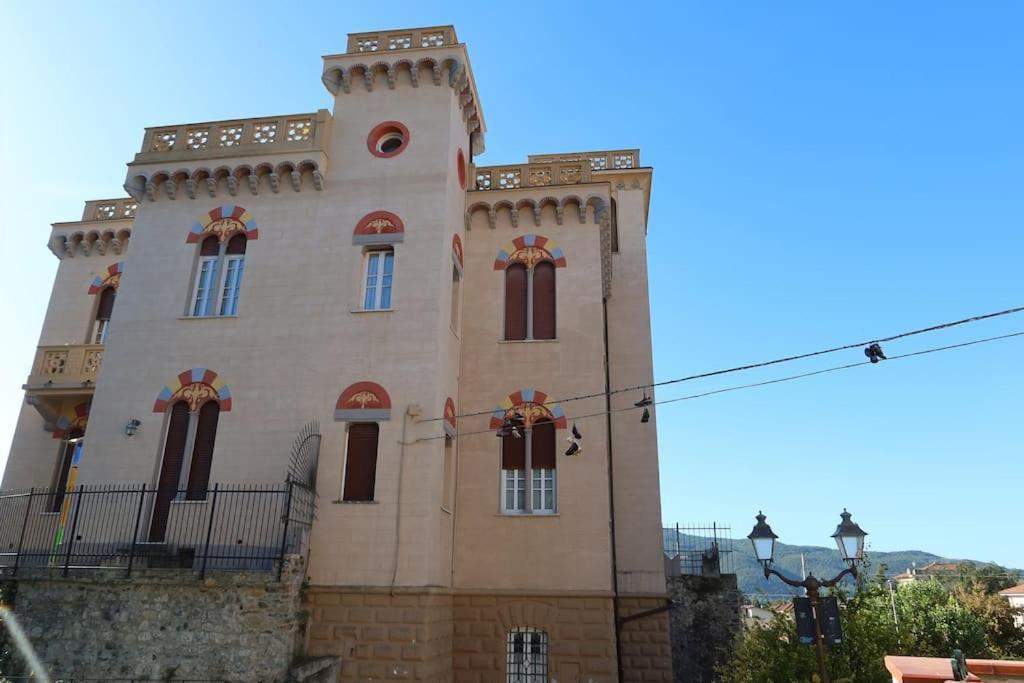 Apartamento La Casa Di Loris Sarzana Exterior foto